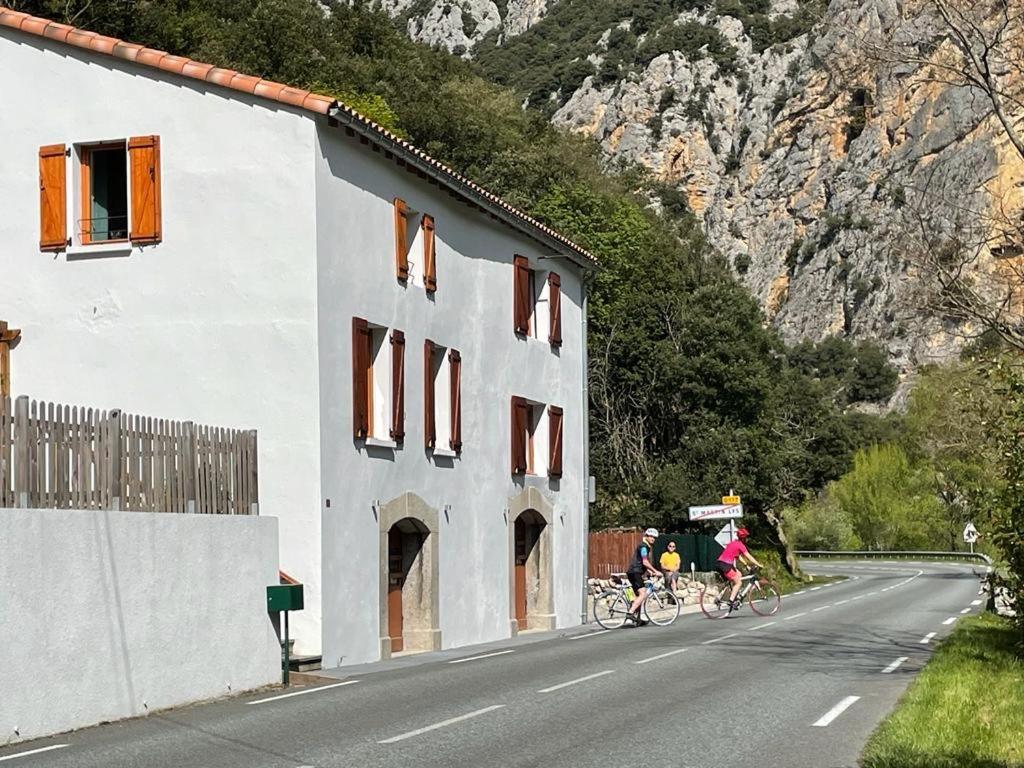 Aude Escape Bed and Breakfast Saint-Martin-Lys Esterno foto