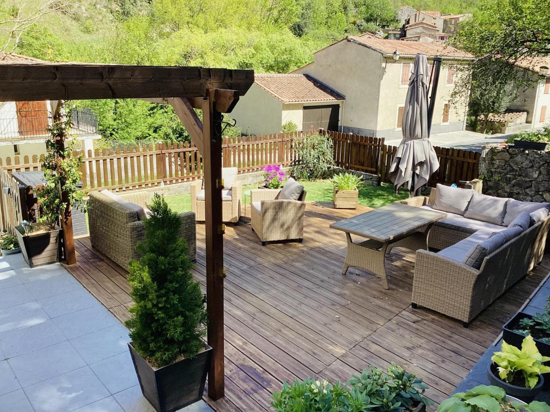 Aude Escape Bed and Breakfast Saint-Martin-Lys Esterno foto