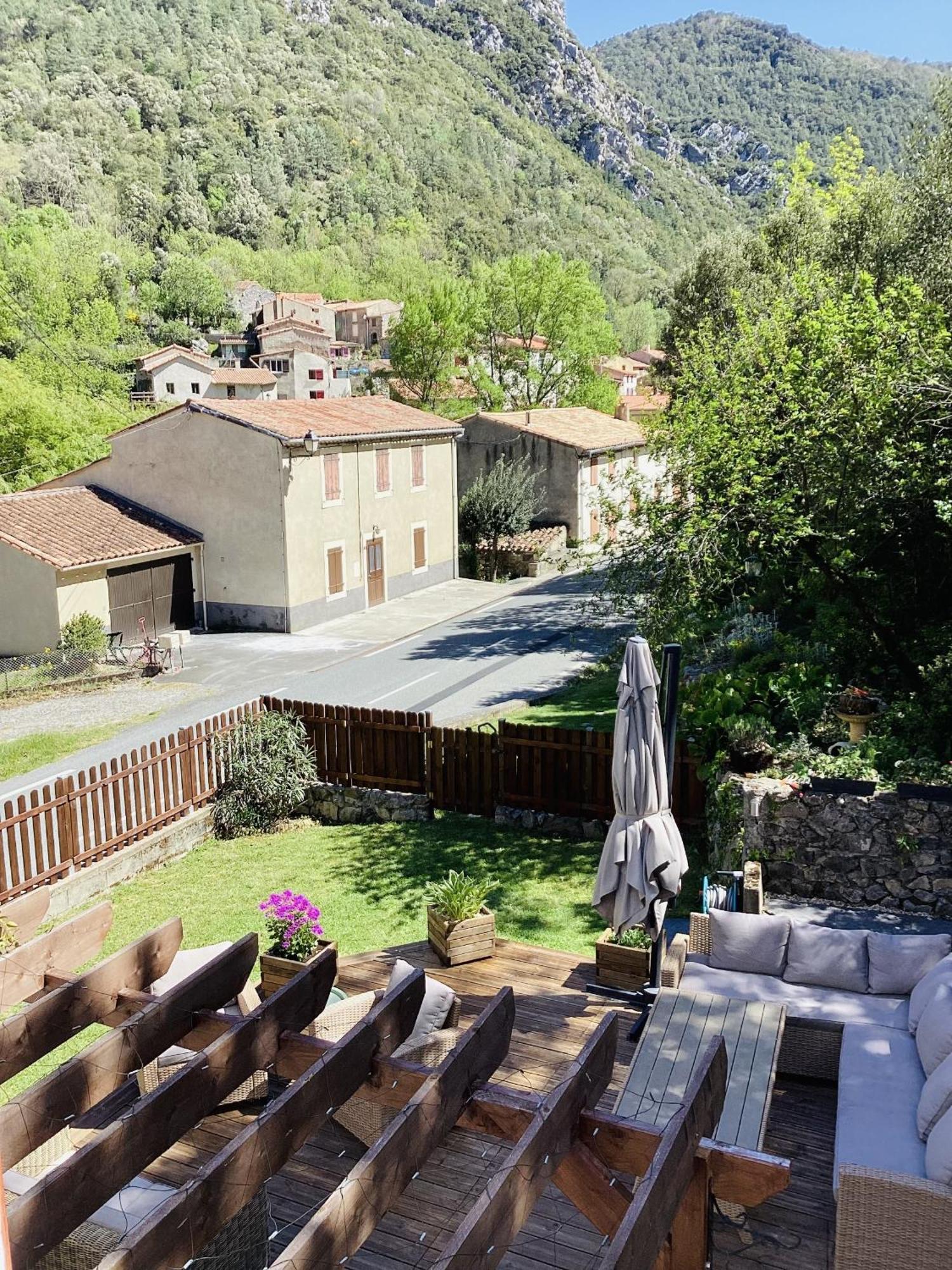 Aude Escape Bed and Breakfast Saint-Martin-Lys Esterno foto